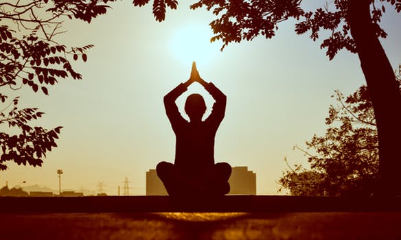 How a Meditation Practice Will Improve Your Digital Nomad Success